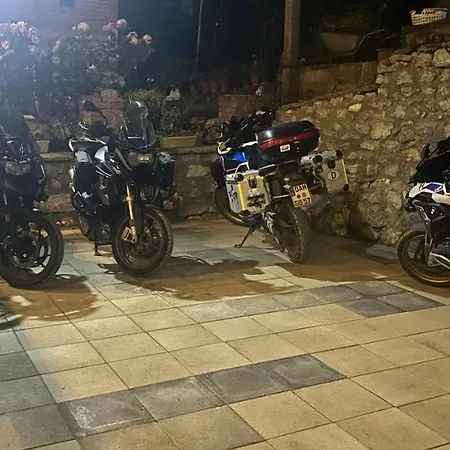 Ndrio Ξενοδοχείο Tushemisht